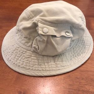 GAP Fishing Hat with Pocket